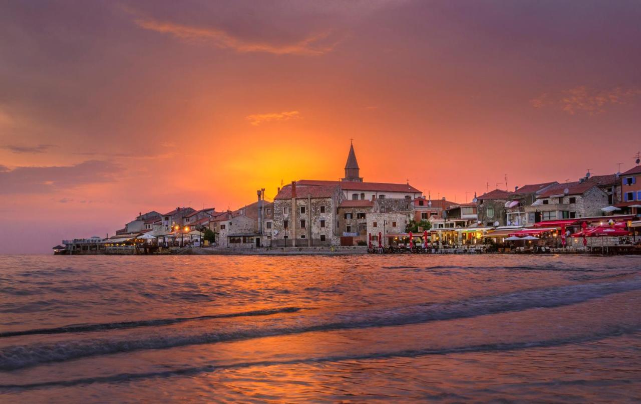 Rocca Riviera Luxury *