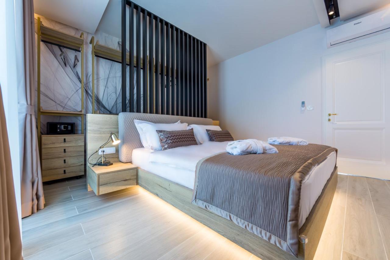Rocca Riviera Luxury