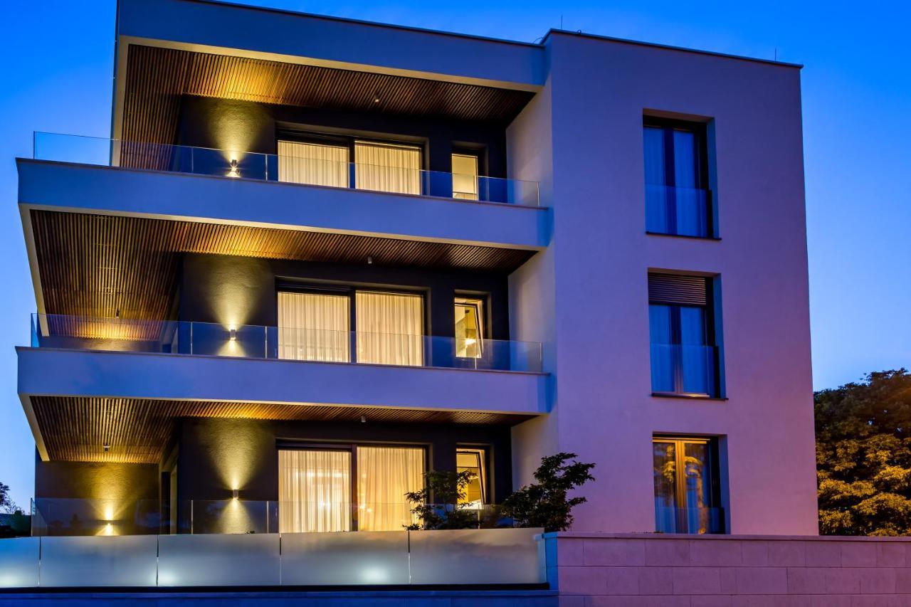 Rocca Riviera Luxury